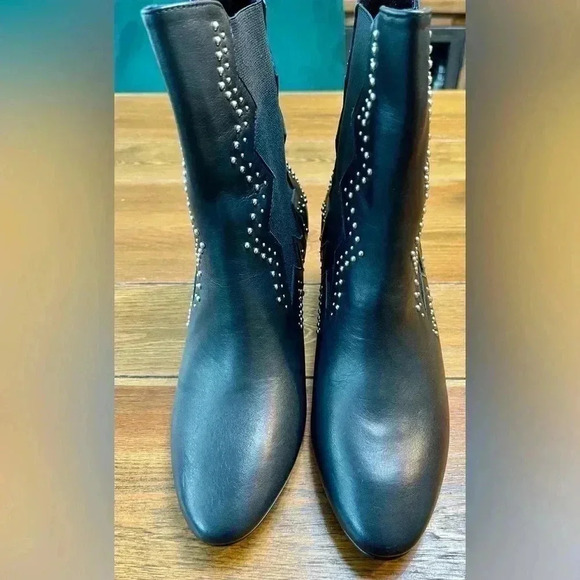 Marc Ellis | Women’s 7 Chelsea Ankle Boot | Leather & Studs w/Kitten Heel - Picture 2 of 6